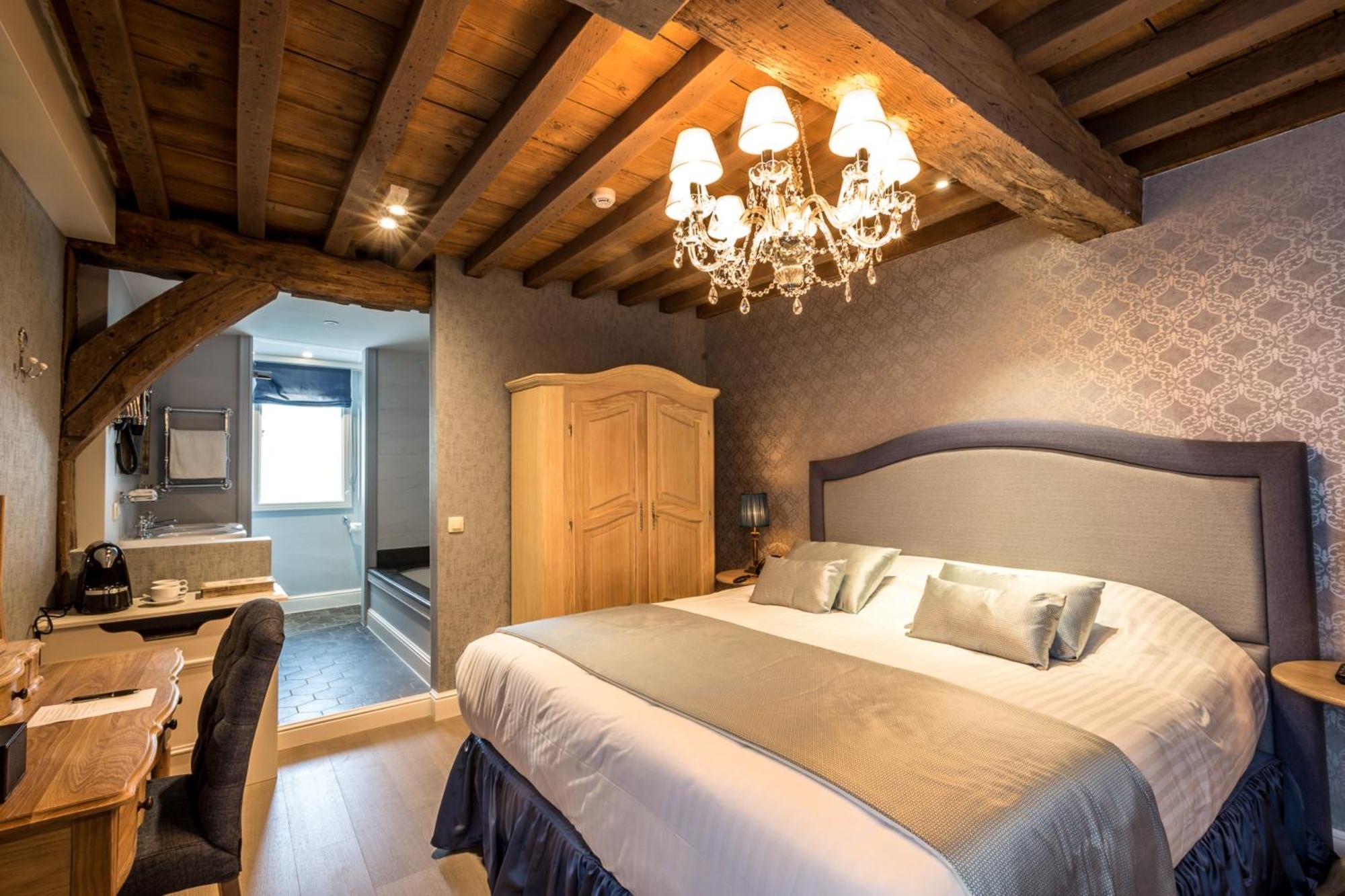 Deluxe Room,1275470134:JPEG